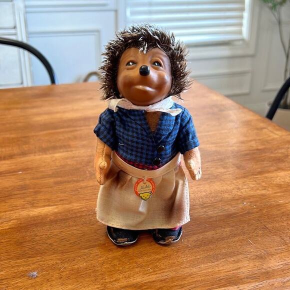Steiff Original Micki hedgehog 7” - Picture 1 of 4